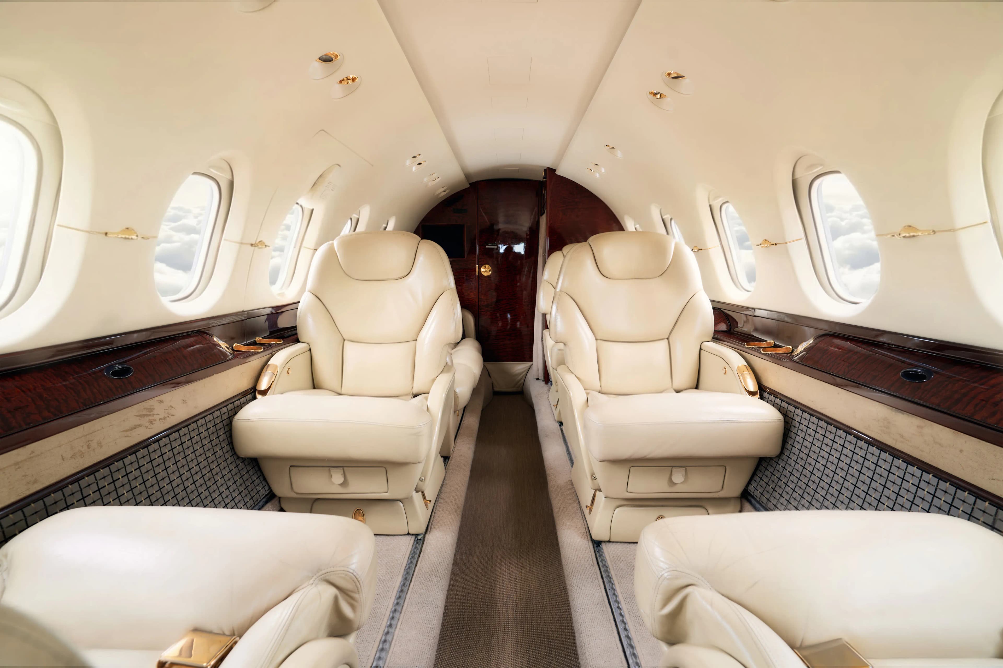 Hawker 800XP interior cabin