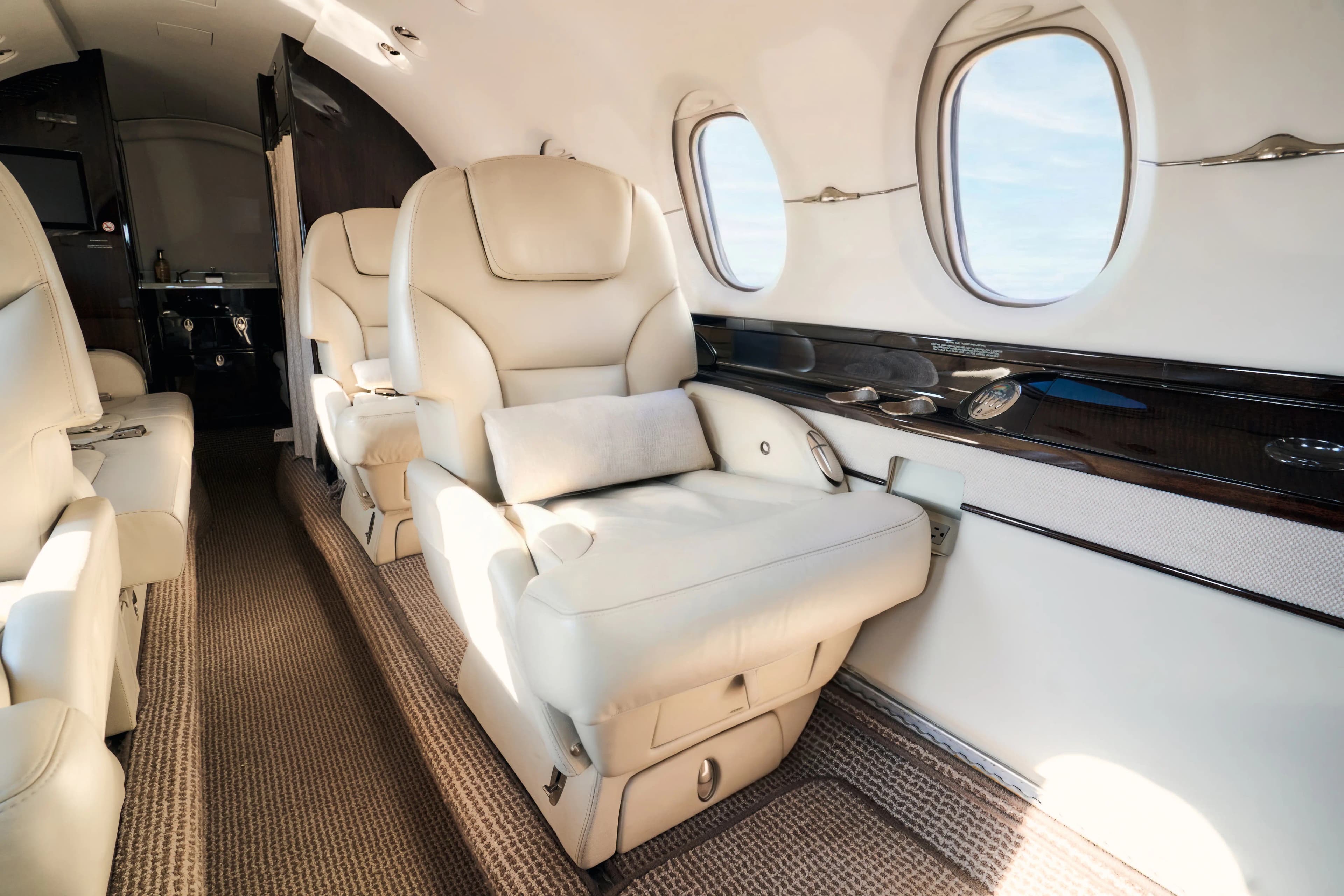 Hawker 800XP seat detail
